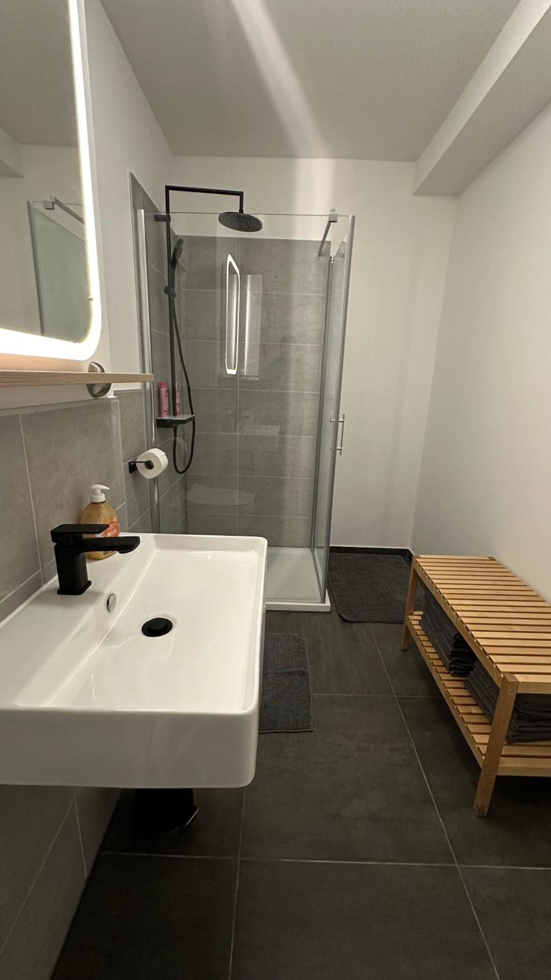 Traumhafte Wohnung Mitten In Charlottenburg Berlin Exteriör bild